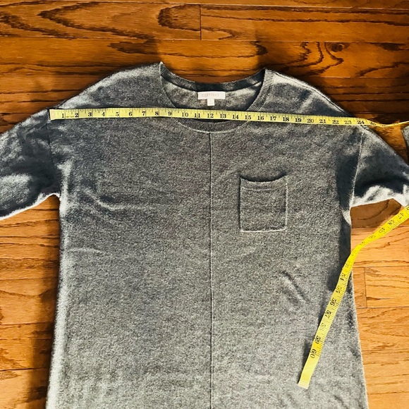 Ellen Tracy grey round neck long sleeve nylon/rayon blend sweater/pullover - Picture 5 of 15